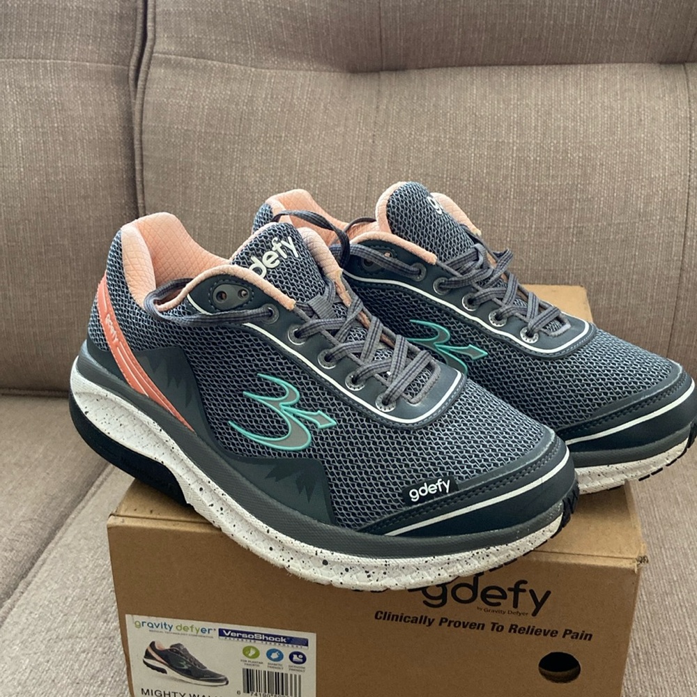 Gdefy Mighty Walk size 9